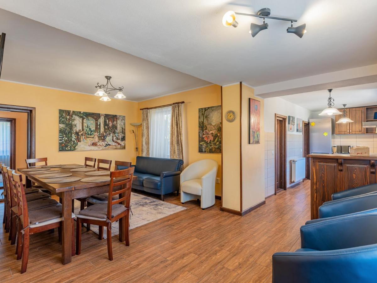 Casa Saraste Hotel Rîşnov Luaran gambar