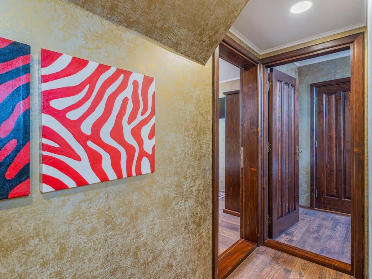Casa Saraste Hotel Rîşnov Luaran gambar