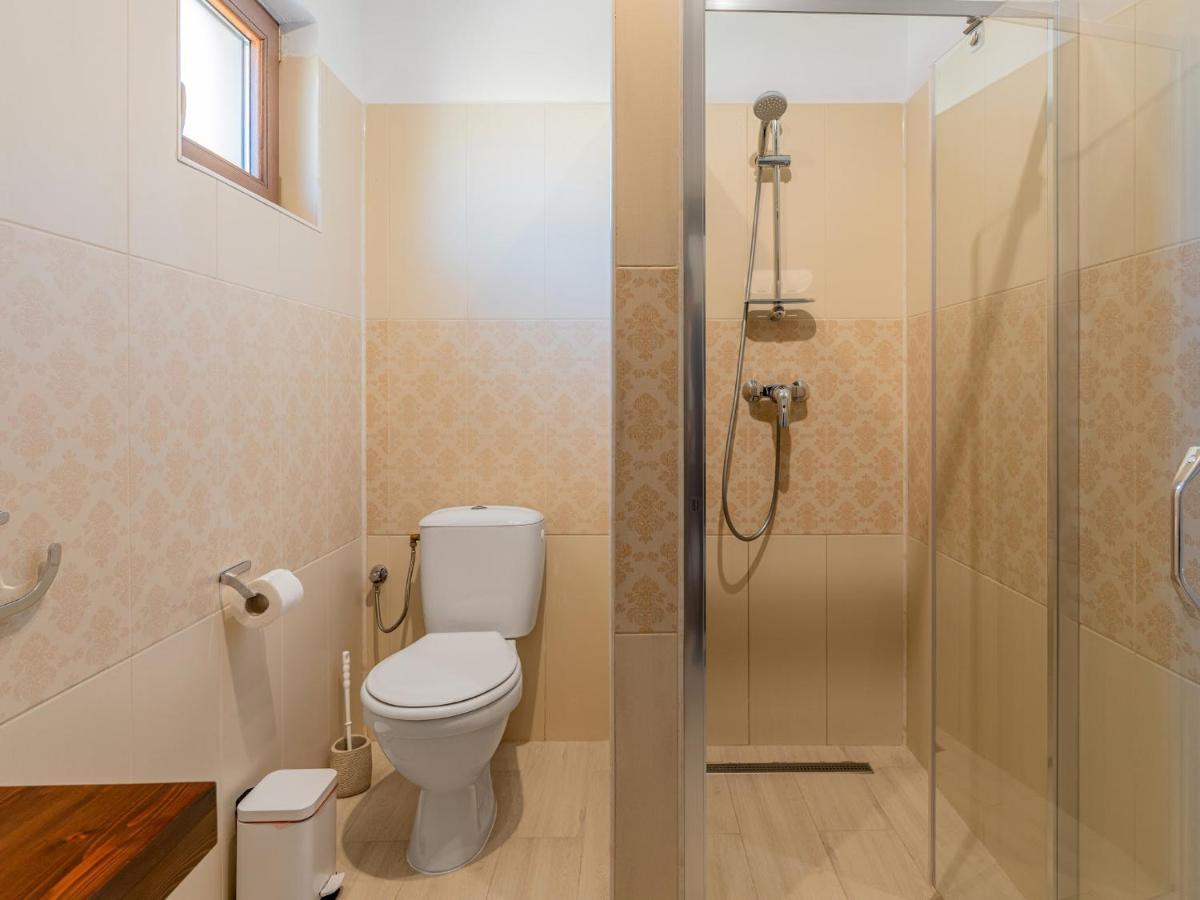 Casa Saraste Hotel Rîşnov Luaran gambar